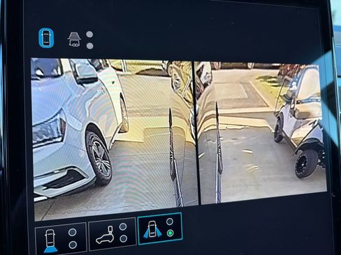 New 2026 GMC Yukon Elevation w/ LPO, Floor Liner Package image 32