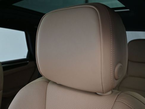 Certified 2026 Porsche Macan S AWD/4WD image 20