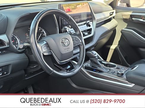 Used 2020 Toyota Highlander Platinum AWD/4WD image 10