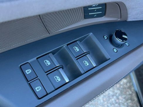 Used 2023 Audi RS e-tron GT w/ Ceramic Brake Package image 76