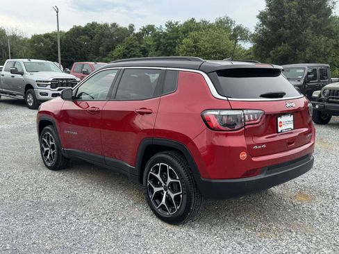 Used 2025 Jeep Compass Limited AWD/4WD image 23
