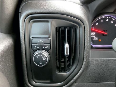 Used 2022 Chevrolet Silverado 1500 Custom RWD image 33
