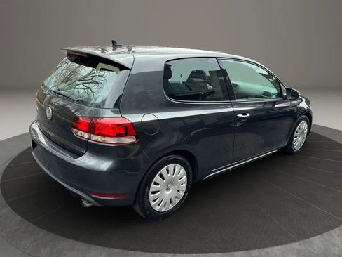 Used 2011 Volkswagen GTI 2-Door FWD image 10