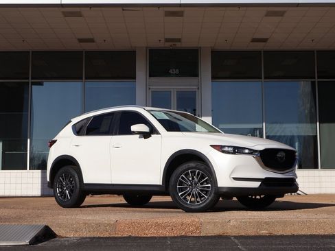 Used 2020 MAZDA CX-5 Touring image 2