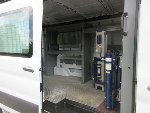 Used 2018 Ford Transit 350 148 Medium Roof RWD image 22