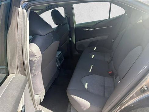 Used 2020 Toyota Camry LE FWD image 18