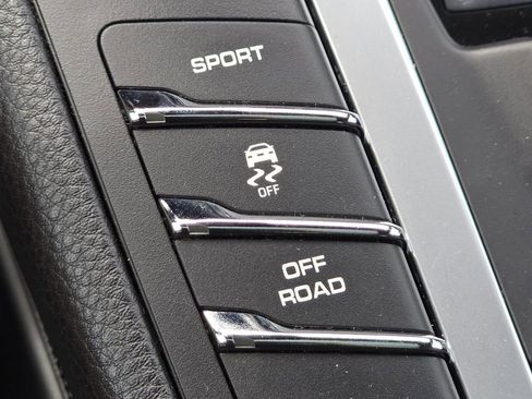 Used 2020 Porsche Macan S AWD/4WD image 14