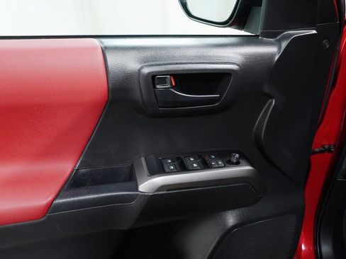 Used 2023 Toyota Tacoma SR5 image 22