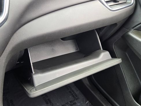 Used 2023 Chevrolet Equinox LT FWD image 22