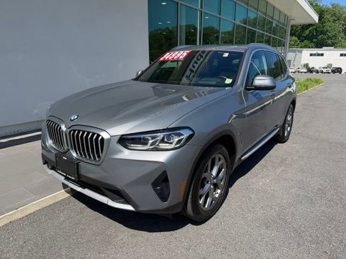 Used 2024 BMW X3 xDrive30i w/ Premium Package AWD/4WD image 3