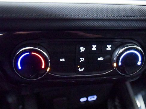 Used 2025 Chevrolet TrailBlazer LT image 19