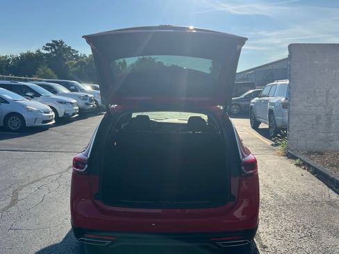 Used 2018 Buick Regal Essence AWD/4WD image 24