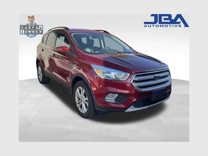 Used 2018 Ford Escape SE w/ SE Sync 3 Package