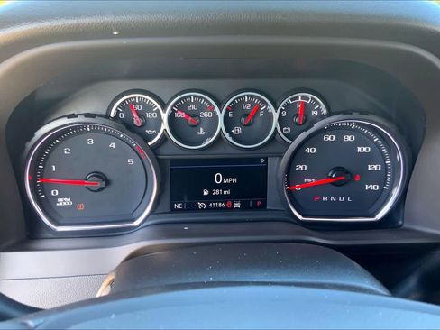 Used 2023 Chevrolet Silverado 2500 LT w/ Texas Edition image 24