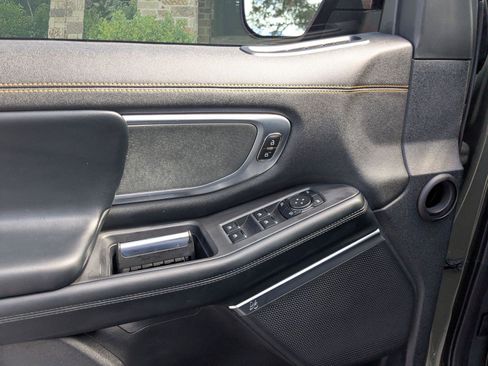 Used 2025 Ford Expedition Tremor AWD/4WD image 7