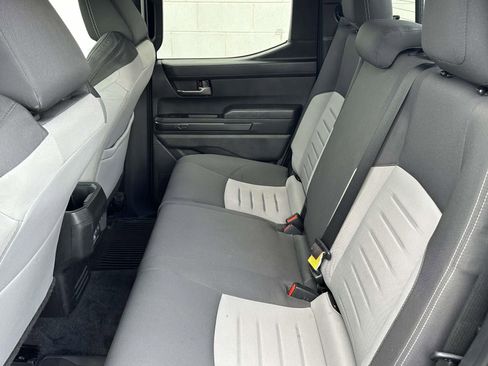 Used 2025 Toyota Tacoma TRD Sport w/ TRD Sport Upgrade Package AWD/4WD image 12