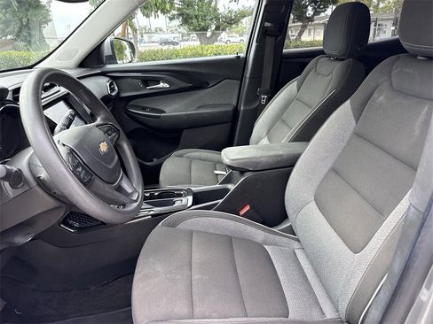 Used 2023 Chevrolet TrailBlazer LT w/ Convenience Package image 17