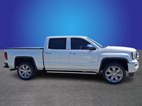 Used 2017 GMC Sierra 1500 Denali w/ Denali Ultimate Package AWD/4WD image 3
