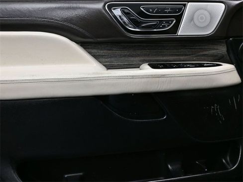 Used 2020 Lincoln Navigator L Black Label image 10