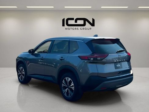 Used 2023 Nissan Rogue SV AWD/4WD image 3