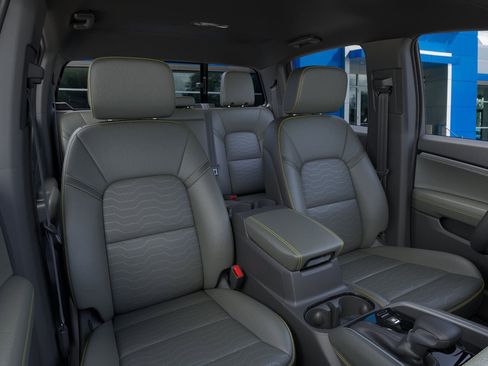 New 2026 Chevrolet Colorado ZR2 w/ Technology Package image 16