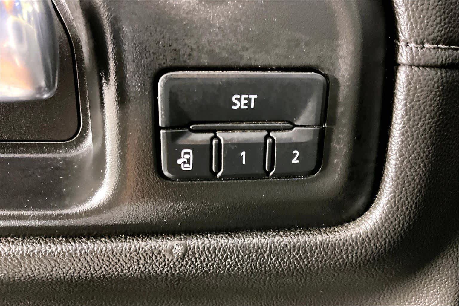 Used 2021 GMC Sierra 1500 SLT RWD image 29