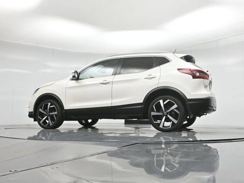 Used 2020 Nissan Rogue Sport SL w/ Premium Package FWD image 53