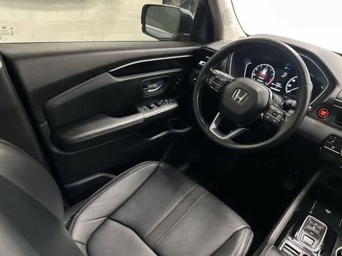 Certified 2023 Honda Pilot Touring image 12