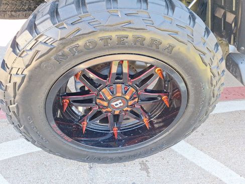 Used 2020 Jeep Gladiator Sport w/ Quick Order Package 24S image 11