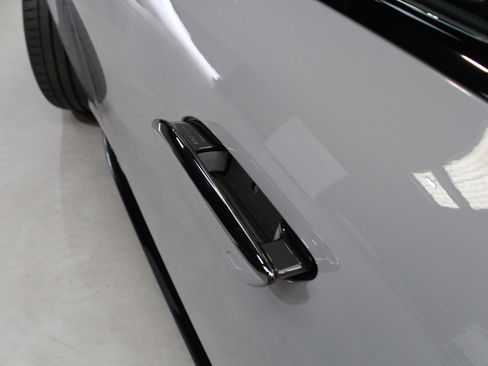 Used 2025 Mercedes-Benz E 53 AMG e 4MATIC Sedan image 21