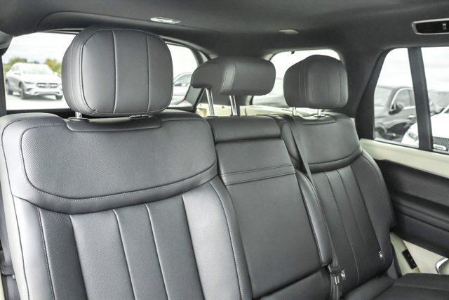 Used 2024 Land Rover Range Rover Long Wheelbase SE AWD/4WD image 25