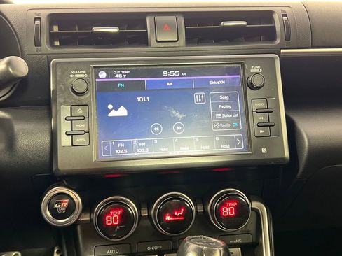 Used 2022 Toyota GR86 Premium image 23