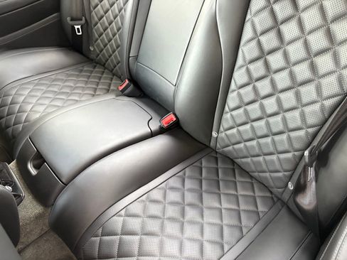 Used 2017 Bentley Continental GT image 35