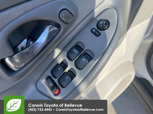 Used 2005 Chevrolet Malibu LS w/ Preferred Equipment Group FWD image 19