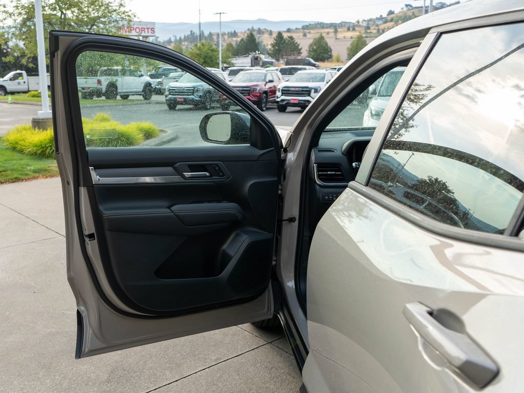 New 2027 GMC Terrain Elevation AWD/4WD image 15
