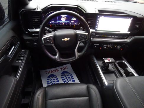 Used 2023 Chevrolet Silverado 1500 LTZ w/ Technology Package image 13