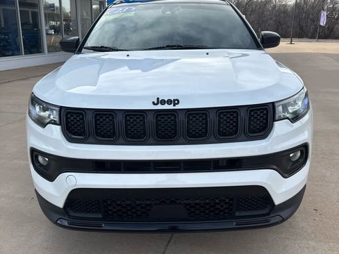 Used 2023 Jeep Compass Altitude image 3
