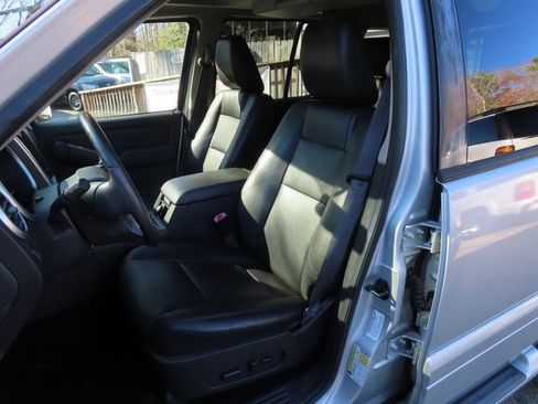Used 2009 Mercury Mountaineer Premier image 20