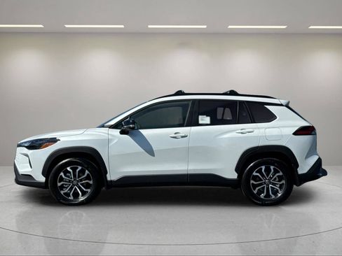 New 2026 Toyota Corolla Cross AWD Hybrid w/ Moonroof Package image 8