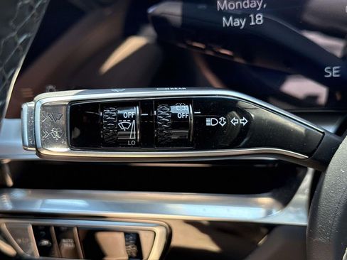 Used 2025 Cadillac Lyriq Sport w/ Nappa Leather Package AWD/4WD image 39
