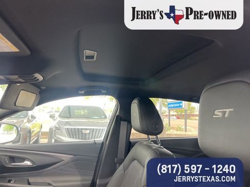 Used 2025 Buick Envista Sport Touring w/ Convenience I Package image 9