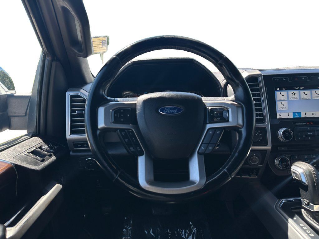 Used 2017 Ford F150 Platinum w/ Equipment Group 701A Luxury AWD/4WD image 13