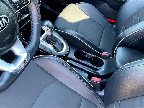 Used 2021 Kia Forte GT-Line FWD image 17