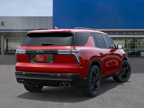 New 2027 Chevrolet Traverse RS FWD image 4