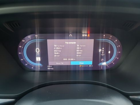 Used 2022 Volvo XC60 B5 Inscription w/ Climate Package image 24