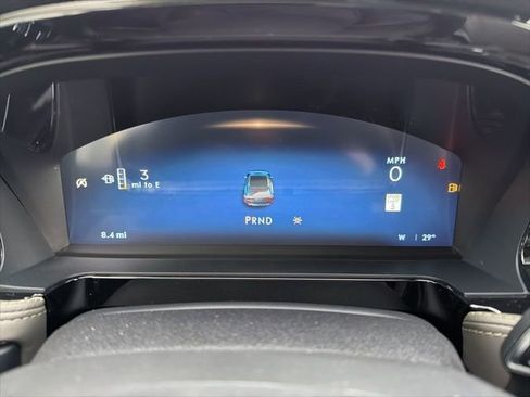 New 2026 Lincoln Corsair Premiere image 10