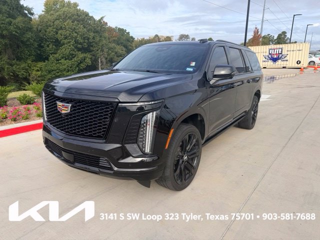 Used 2025 Cadillac Escalade ESV Sport w/ Touring Package AWD/4WD image 3
