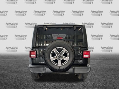 Used 2023 Jeep Wrangler Unlimited Sport AWD/4WD image 9