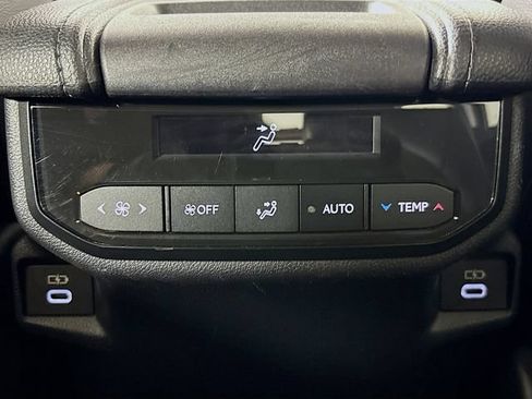Used 2024 Toyota Grand Highlander AWD Hybrid image 26
