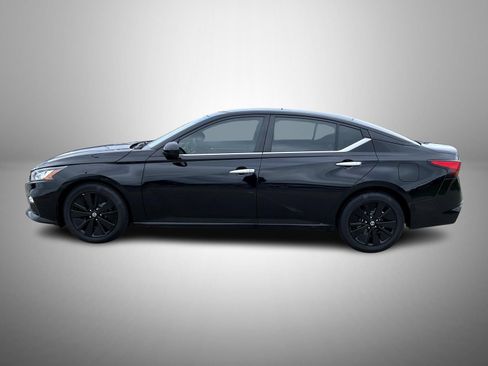 Used 2022 Nissan Altima 2.5 SV FWD image 8